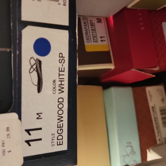 White sandals - Picture 6 of 8